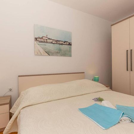 Three Bedroom Apartment In Biograd Biograd Na Moru Dış mekan fotoğraf