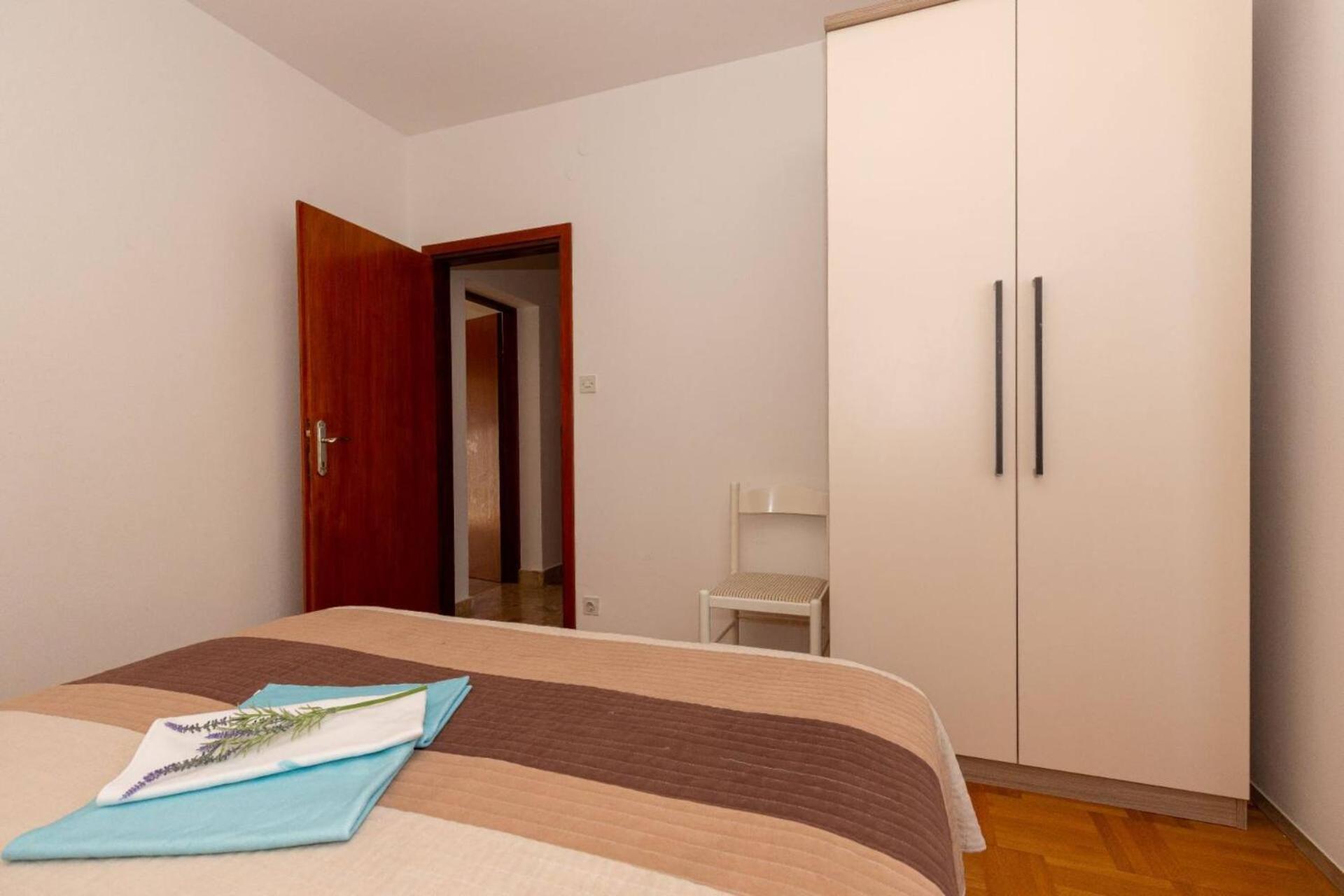 Three Bedroom Apartment In Biograd Biograd Na Moru Dış mekan fotoğraf