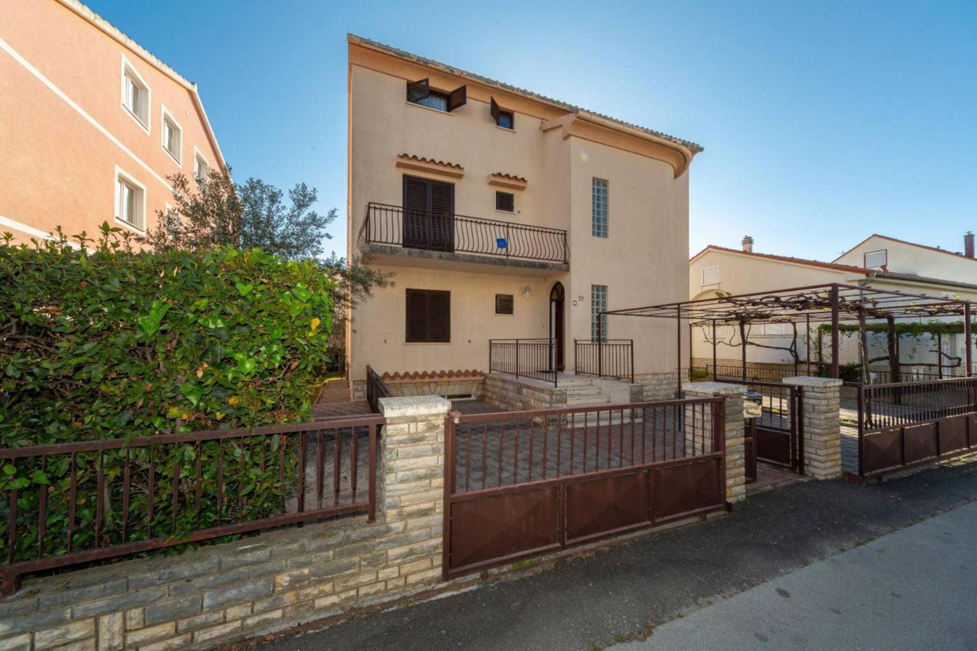 Three Bedroom Apartment In Biograd Biograd Na Moru Dış mekan fotoğraf