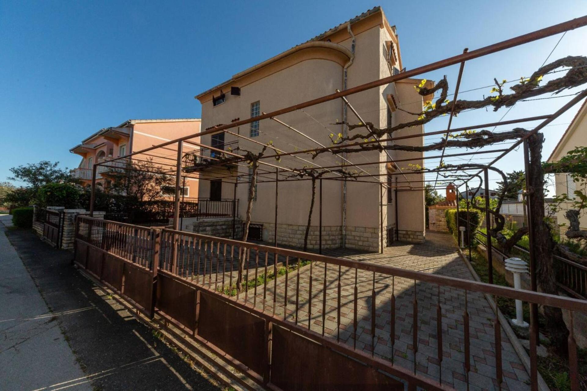 Three Bedroom Apartment In Biograd Biograd Na Moru Dış mekan fotoğraf