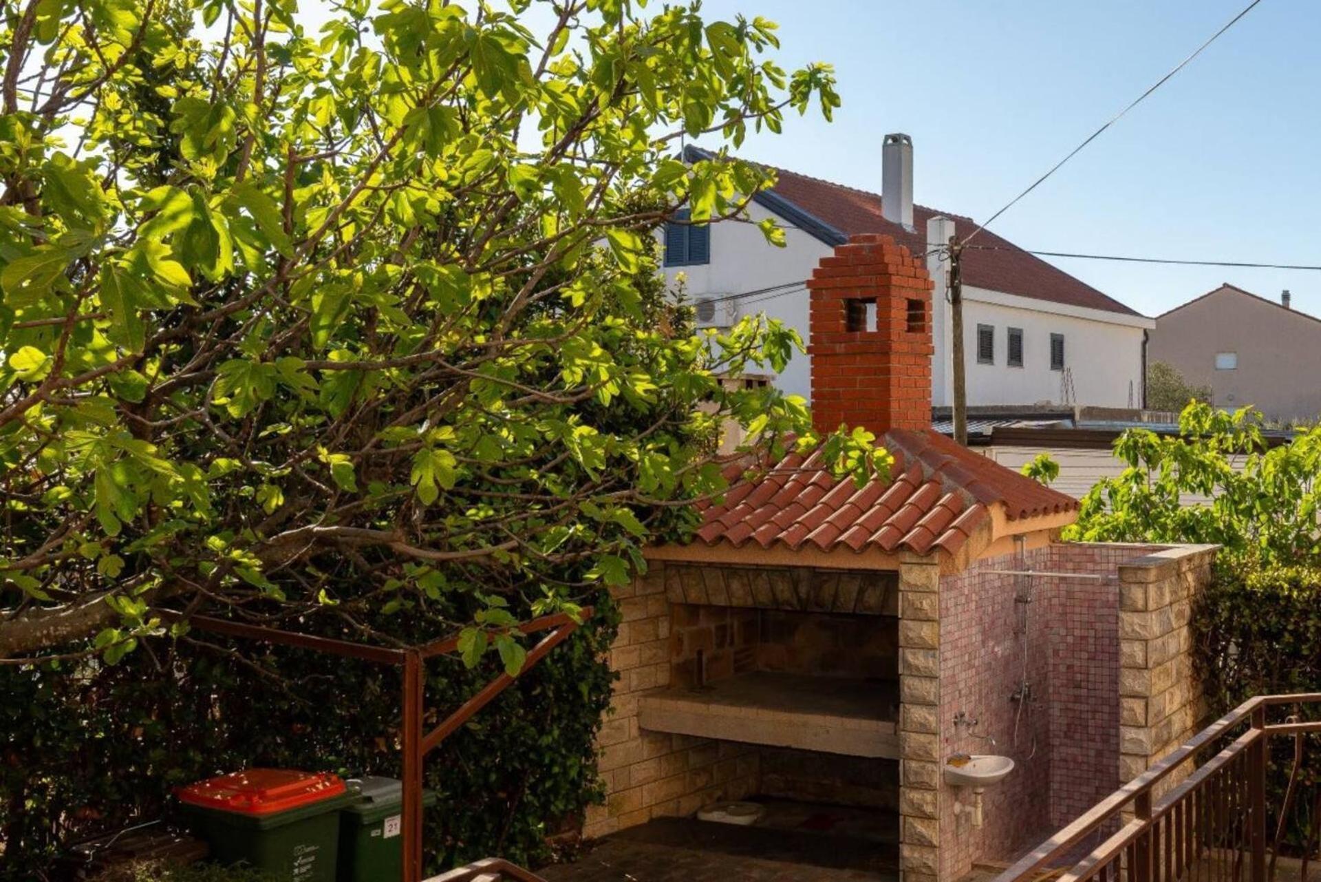 Three Bedroom Apartment In Biograd Biograd Na Moru Dış mekan fotoğraf