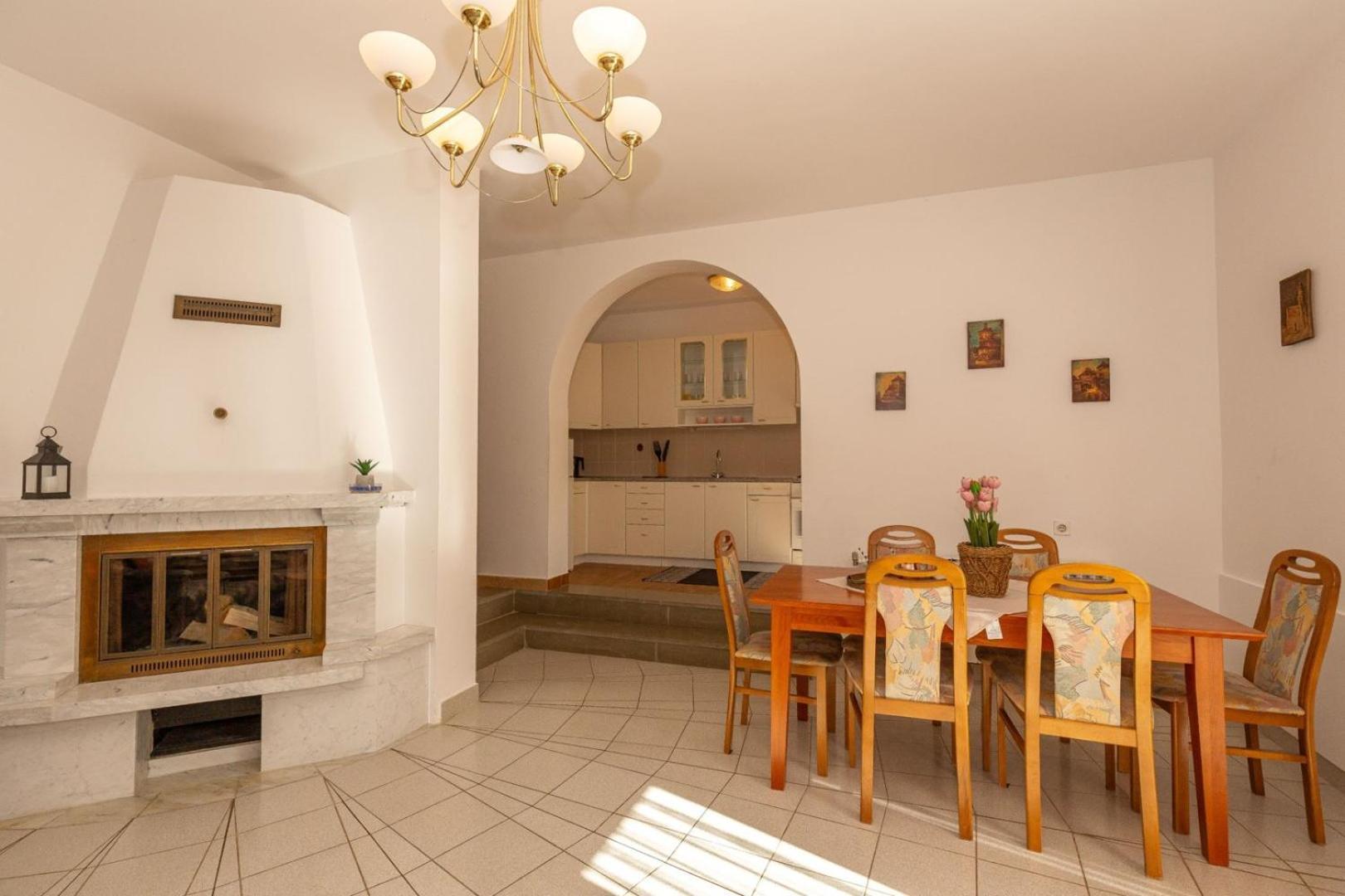 Three Bedroom Apartment In Biograd Biograd Na Moru Dış mekan fotoğraf